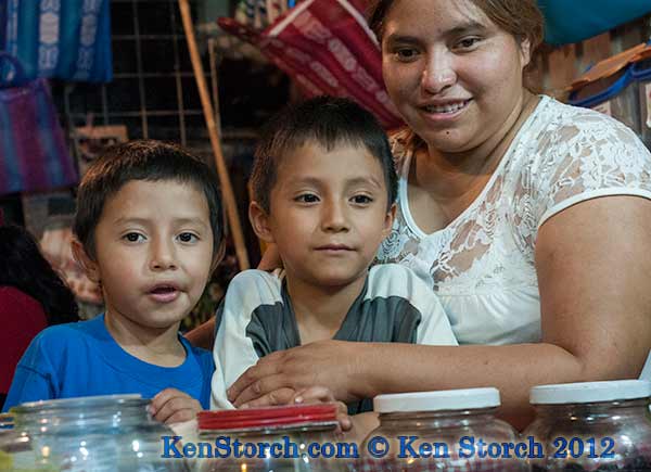 Children with Mom in the Mercado